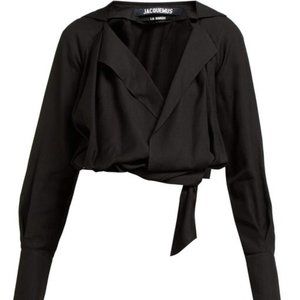 JACQUEMUS Figari front-tie shirt in black